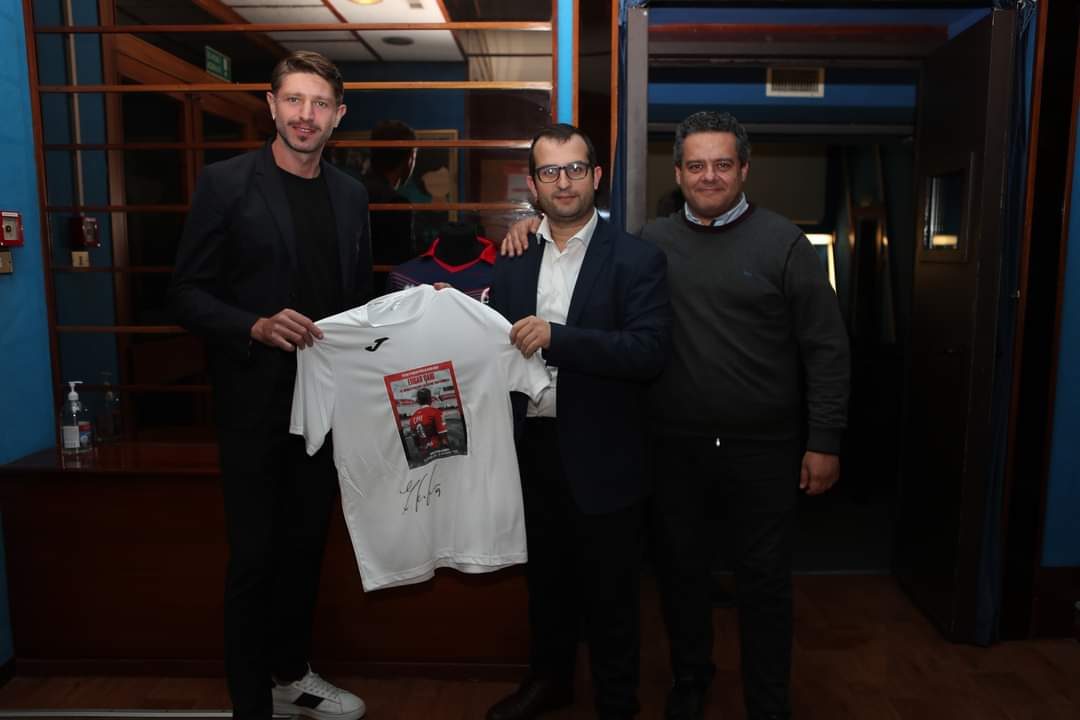 “Edgar Çani, da rifugiato politico a calciatore professionista” approda all’Istituto Comprensivo Statale “Eleonora Duse”