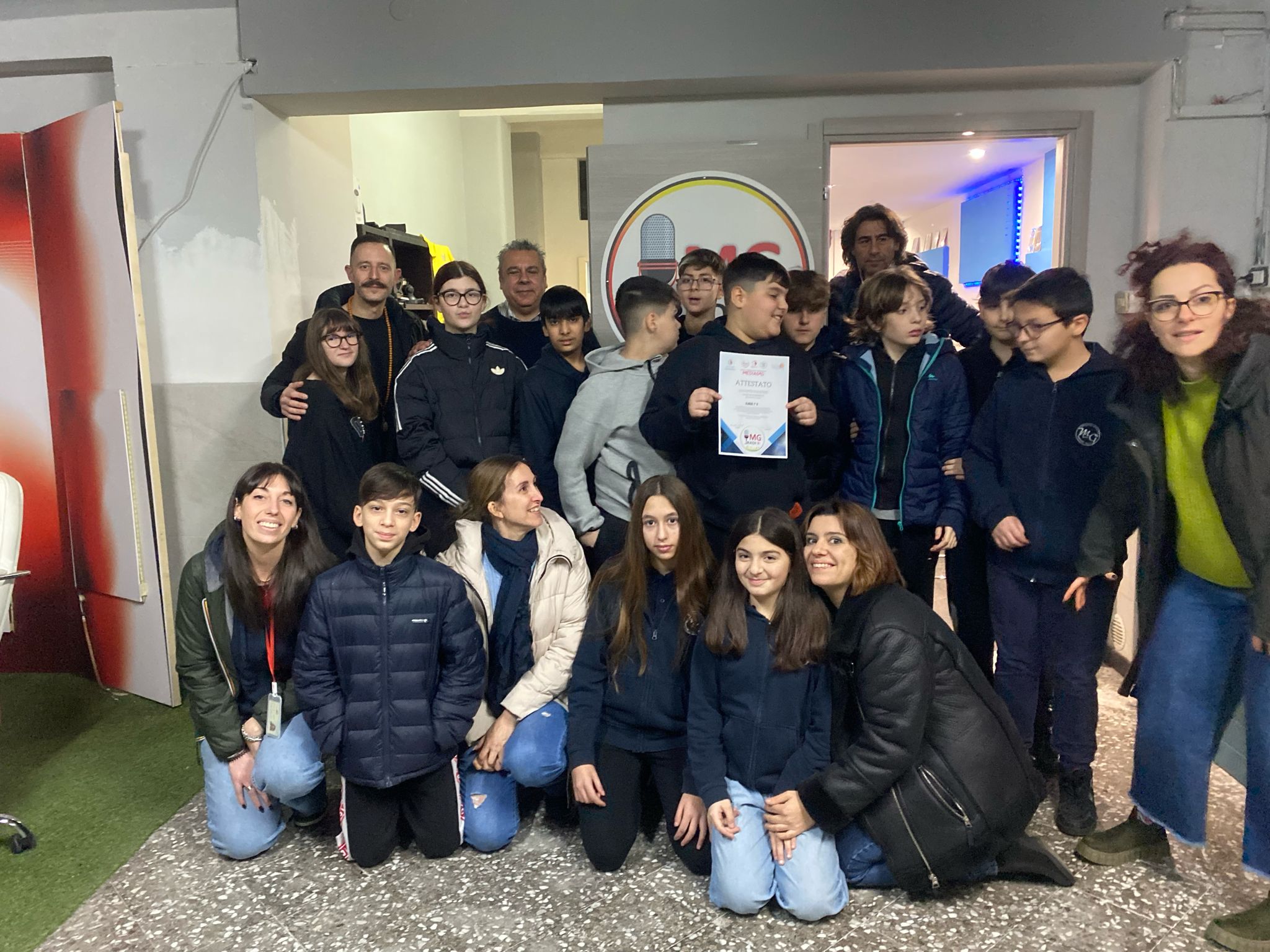 Successo “Radioso” per gli Studenti della Scuola Media MASSARI-GALILEO di Bari al Radio Video Day