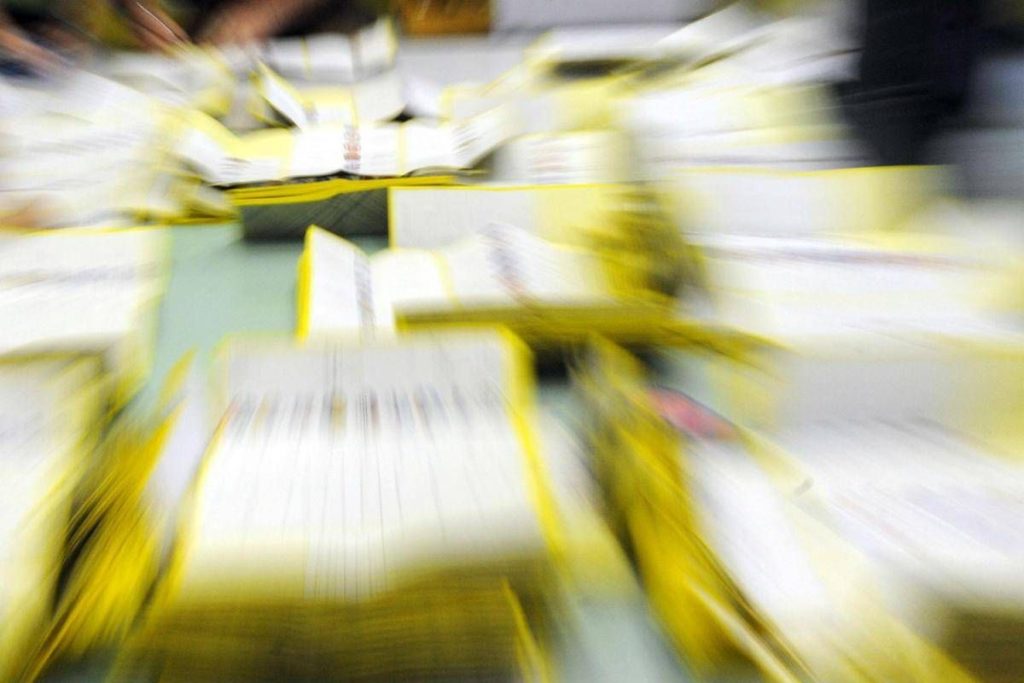 Sondaggio politico, Fdi sale al 28,1% e Pd al 20,8%: aumenta il divario
