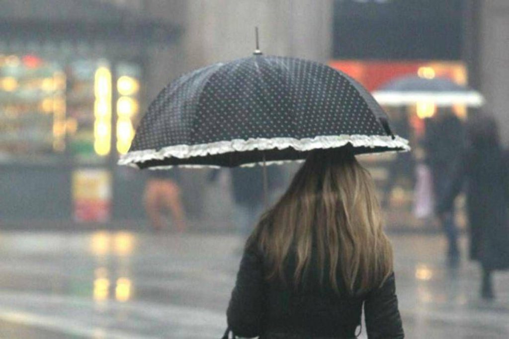 Italia divisa dal meteo, arriva la pioggia sul versante adriatico e al Sud: le previsioni